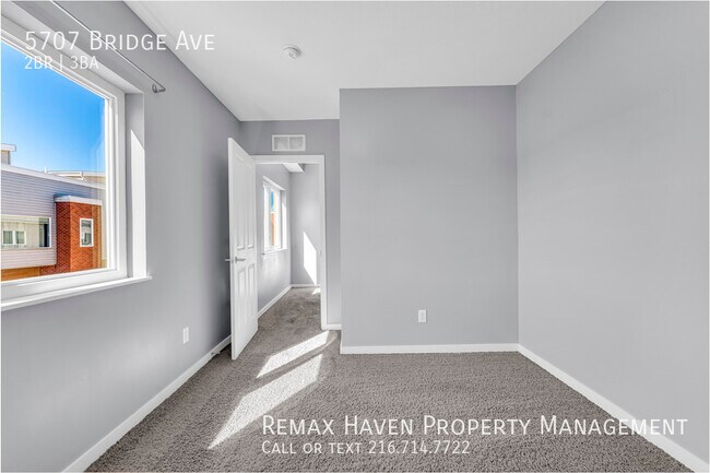Building Photo - 5707 Bridge Ave