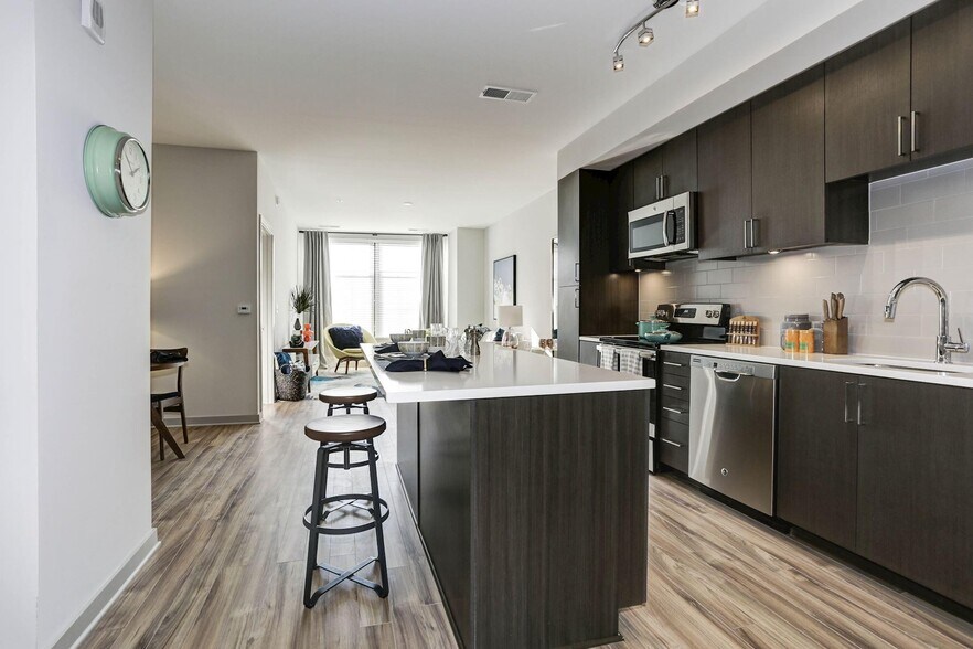 The Met Rockville 255 N Washington St Rockville MD 20850 Apartment Finder