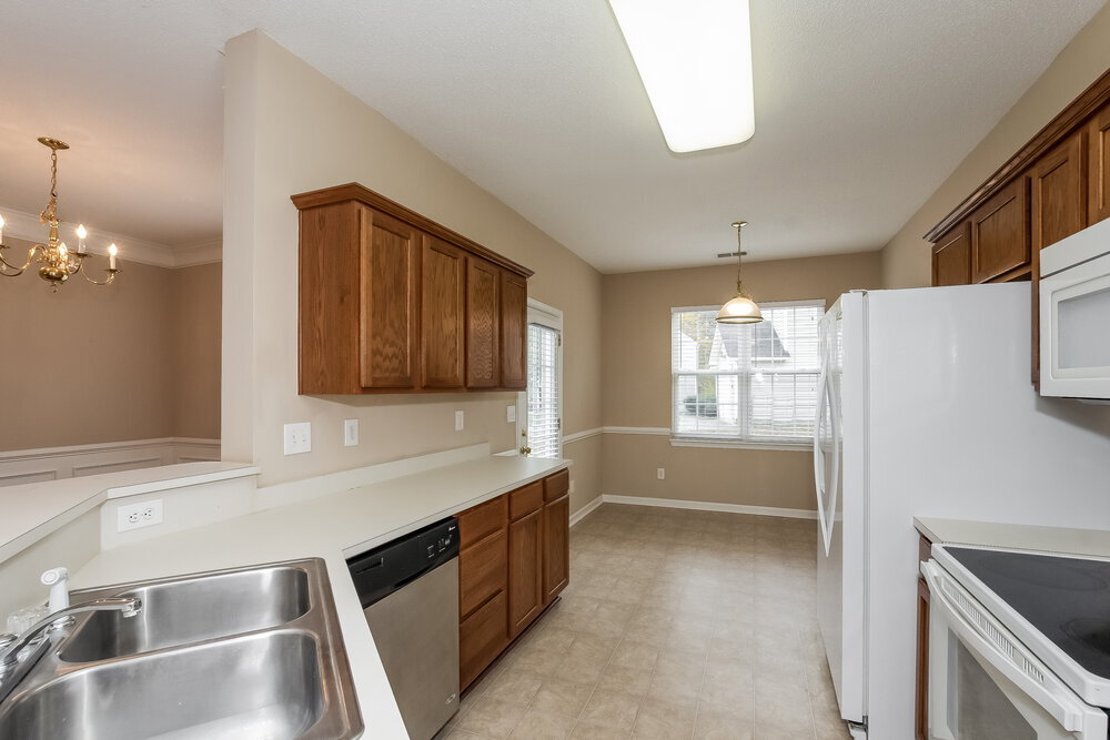 Building Photo - 12708 Deaton Hill Dr