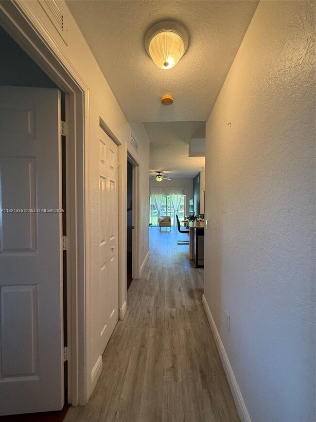 Building Photo - 3340 Palomino Dr