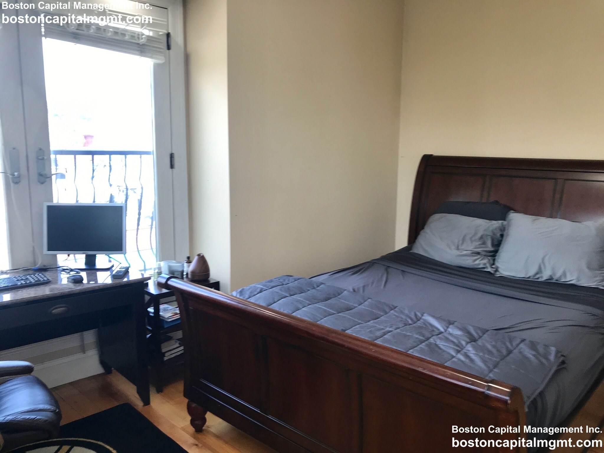 Building Photo - 360-362 Dorchester St. Unit 3