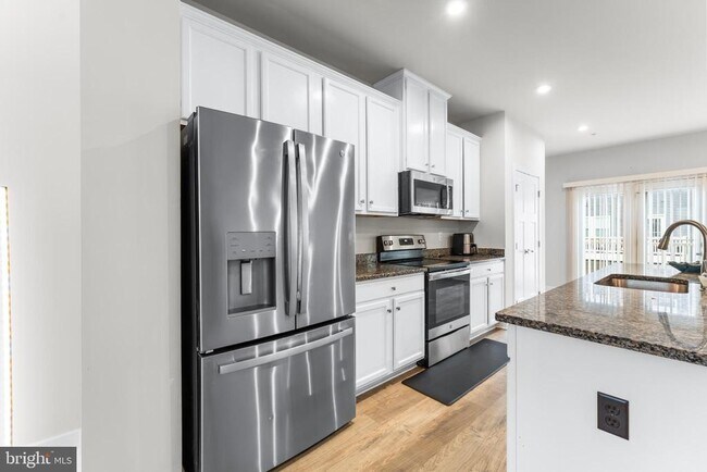 Building Photo - 117 Hawlings River Rd