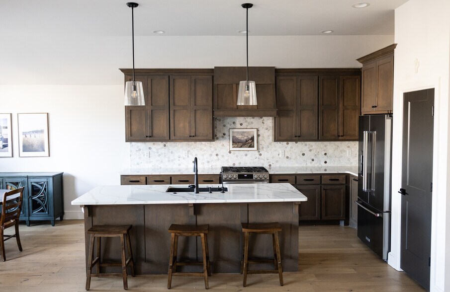 Building Photo - 3802 Bedrock Dr