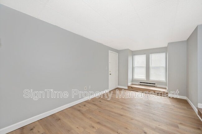 Building Photo - 229 Jonathan St