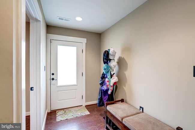 Building Photo - 22501 Verde Gate Terrace
