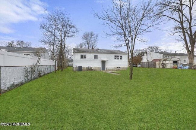 Building Photo - 28 Brandies Rd