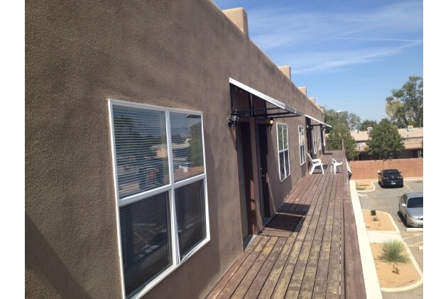Building Photo - 813 Ortiz Dr SE
