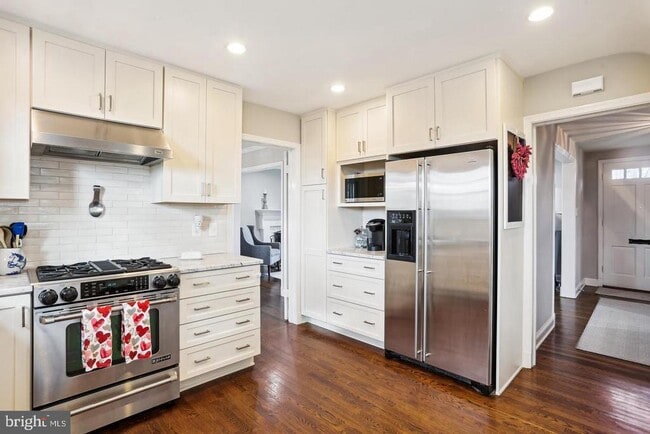 Building Photo - 7832 Fulbright Ct