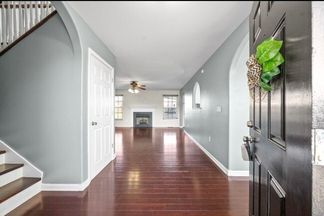 Building Photo - 1354 Loren Circle