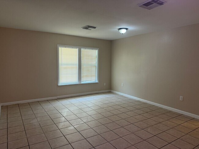 Building Photo - 6740 Ozark St