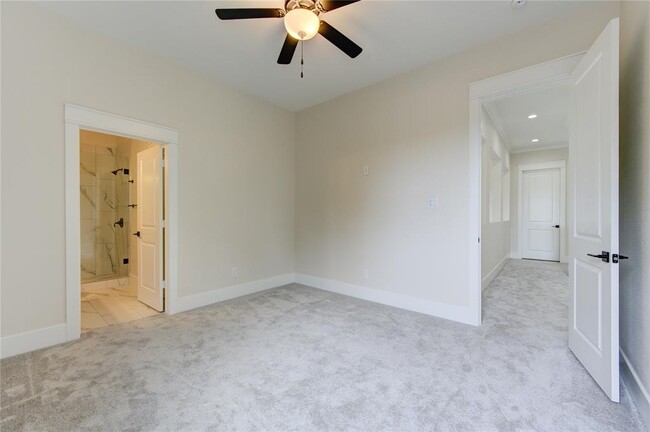 Building Photo - 2118 Nina Lee Ln