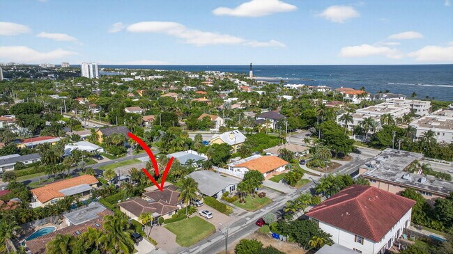 Building Photo - 3207 Marine Dr