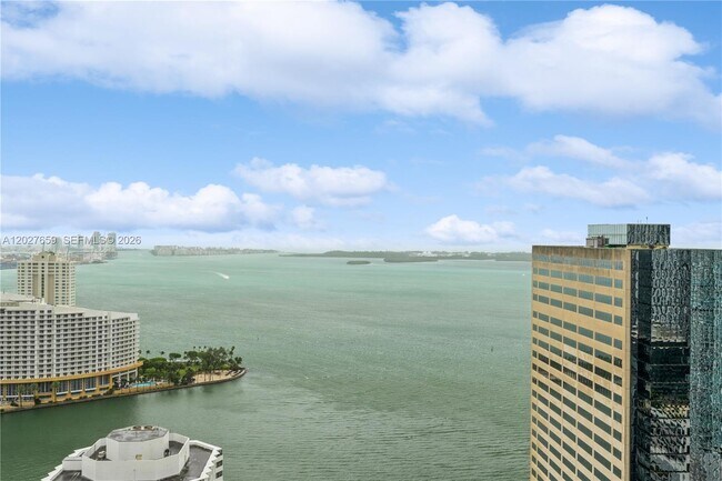 Building Photo - 951 Brickell Ave