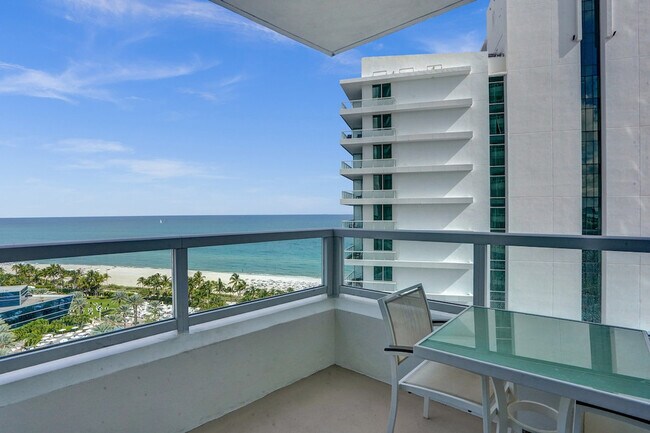 Building Photo - 4401 Collins Ave
