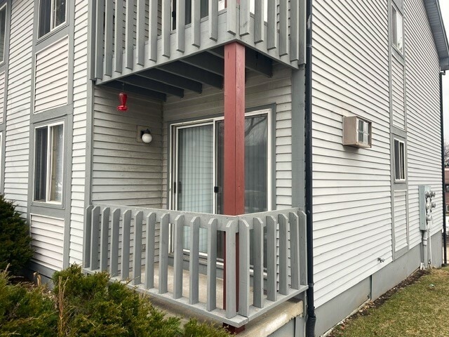 Building Photo - 6740 Jacobs Way