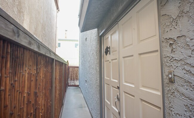 Building Photo - 1744 Haynes Ln