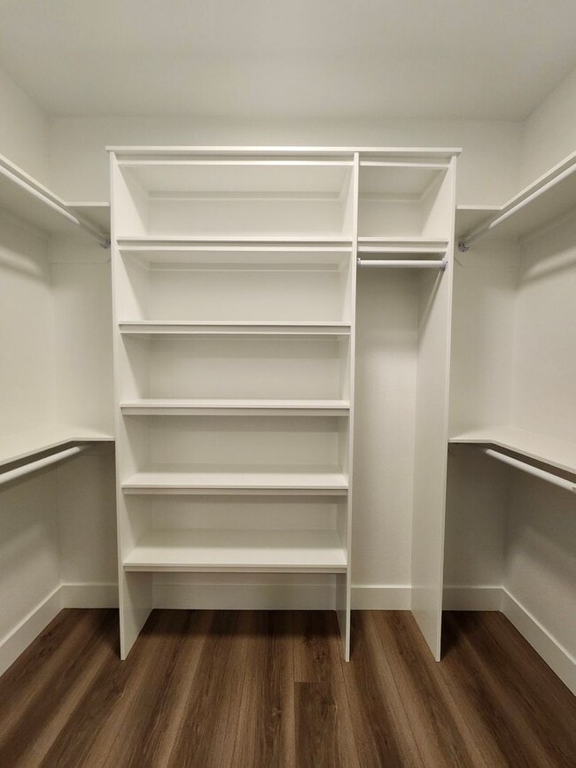 Building Photo - 5225 Jay St