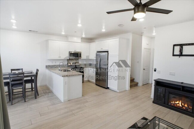 Building Photo - 22728 Harmony Dr