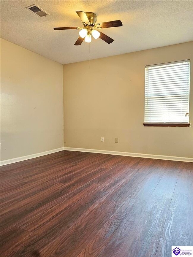 Building Photo - 508 Independence Ct