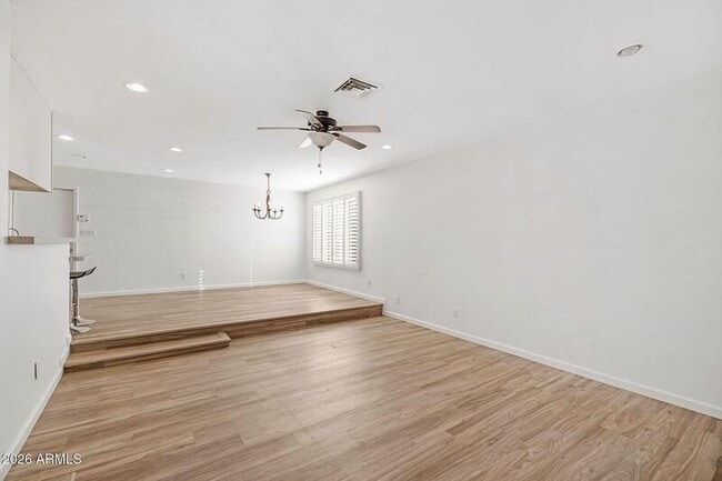 Building Photo - 2137 E Apollo Ave