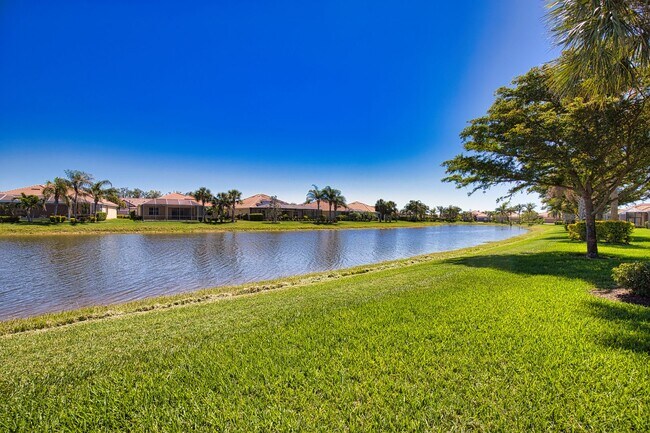 Building Photo - Annual Unfurnished 2 Bedroom 2 Bathroom Ho...