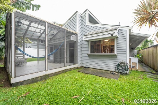 Building Photo - 4 Bed 3 Bath in Kalihi Valley