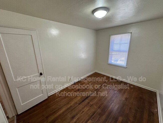 Building Photo - 2115 N 40 St