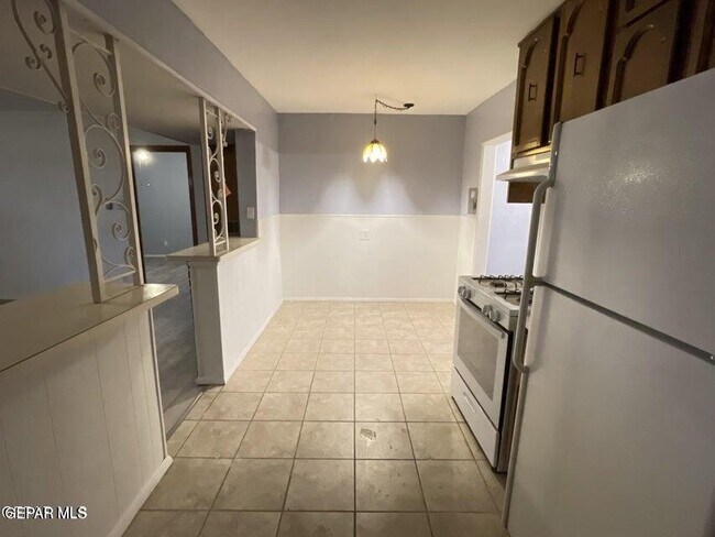 Building Photo - 316 Barcelona Dr