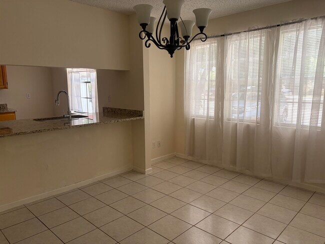 Building Photo - 6018 Colt Dr