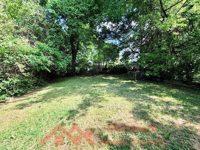 Building Photo - 1236 Effie Rd