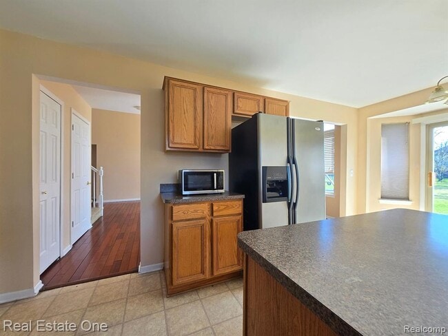 Building Photo - 42510 Pinehurst Dr