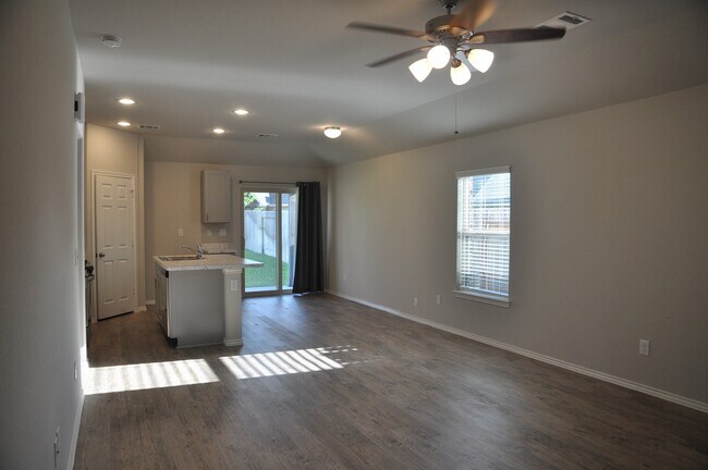 Building Photo - 23327 Briarstone Hbr Trl
