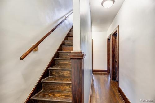 Building Photo - 7472 Woodrow Wilson St