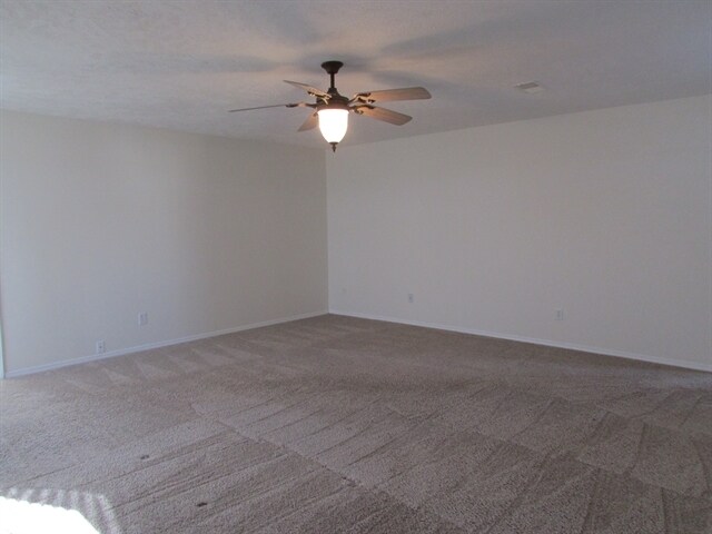 Building Photo - 2651 Sutherland Dr