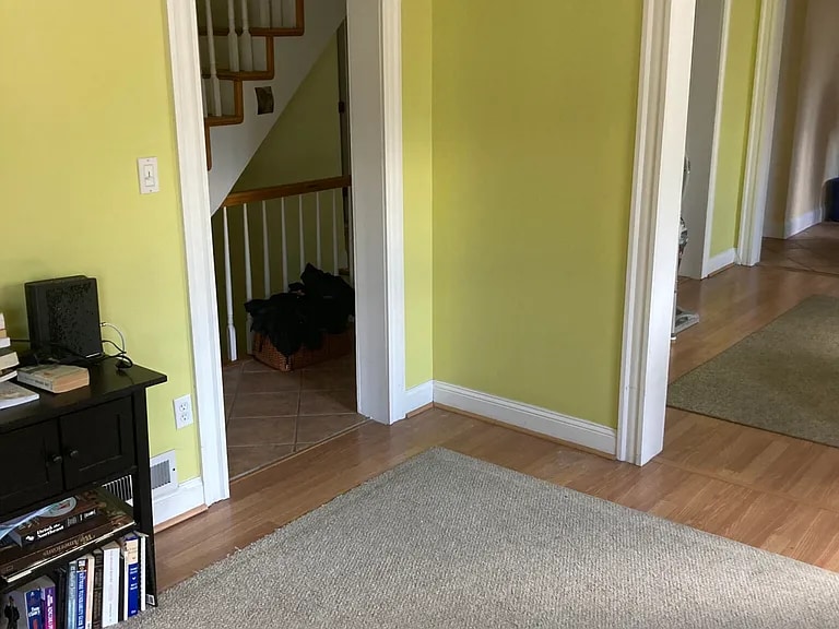 Building Photo - 27R Albion St