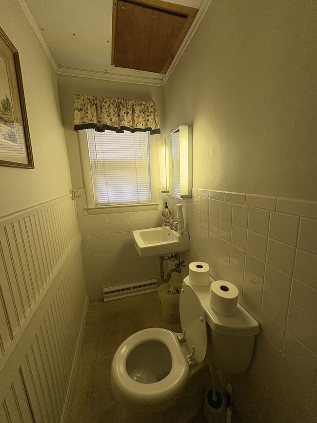 Building Photo - 46 S East St