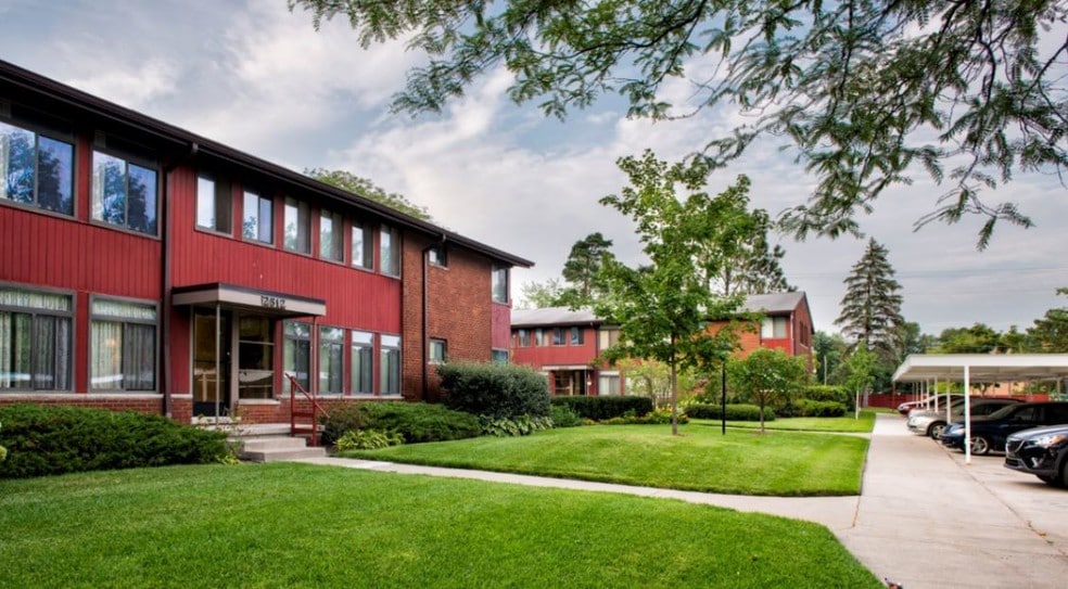 Midland Manor Apartments 619 Eastlawn Dr Midland MI 48640 Apartment