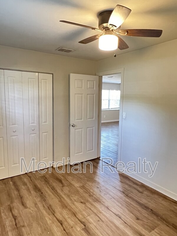 Building Photo - 1003 SW 59 Terrace