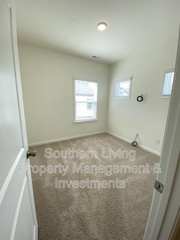 Building Photo - 13109 Simoneaux Ln