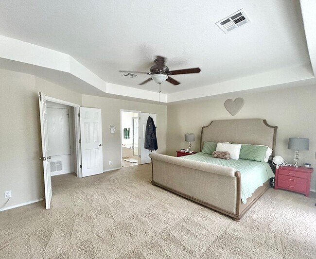 Building Photo - 5 BED/3 BATH GORGEOUS HOUSE FOR LEASE! AVA...