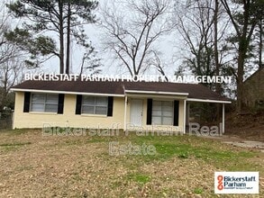 Building Photo - 1225 Apostle Dr