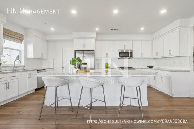 Building Photo - 9704 Seawind Wy