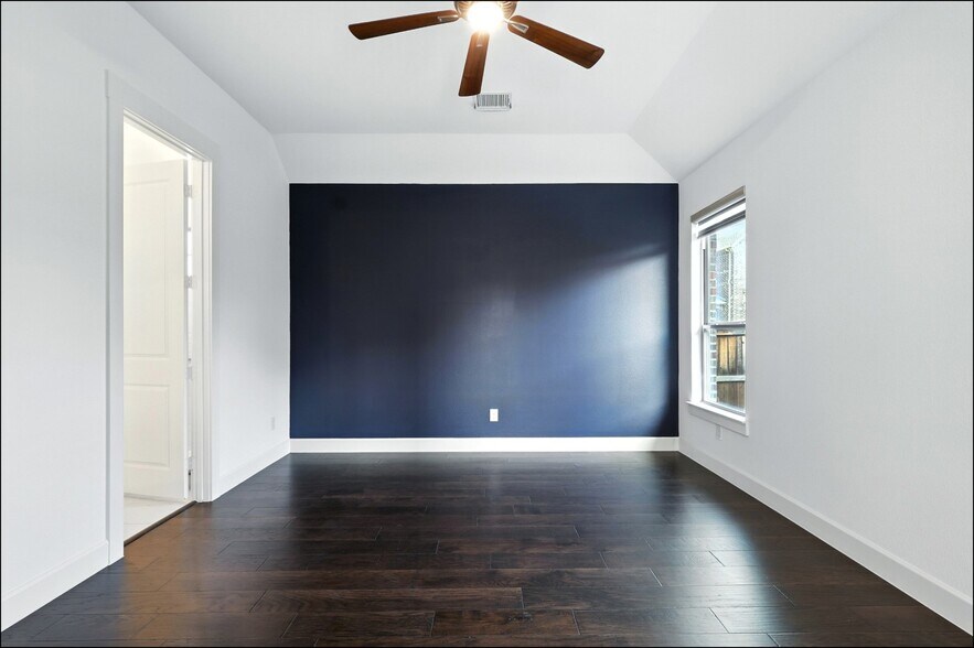 Building Photo - 2284 Bower Ln