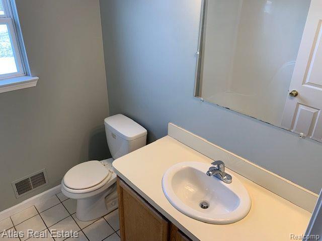 Building Photo - 1513 Crystal Pond Dr