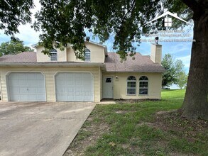 Building Photo - 2717 Mayflower Dr