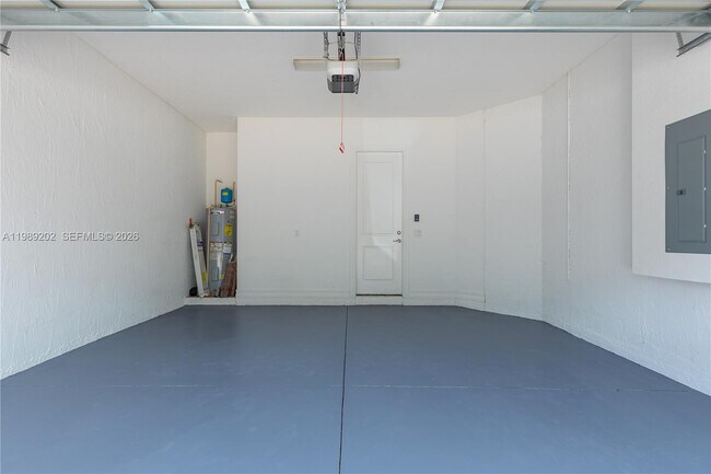 Building Photo - 11524 SW 16th St