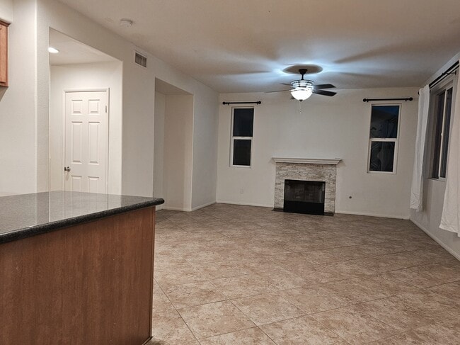 Building Photo - 80575 Stortford Avenue