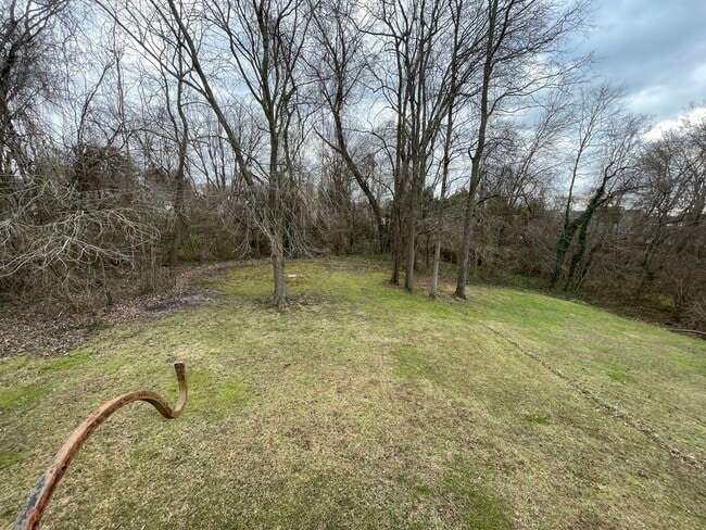 Building Photo - Coming soon! Cozy 3 Bedroom Near the Water!