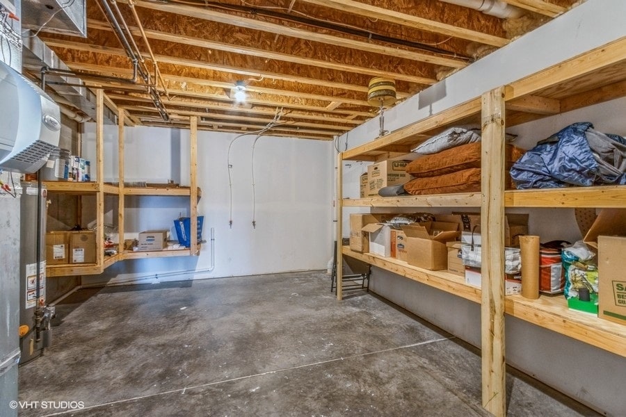 Building Photo - 3744 Lacina Dr SW
