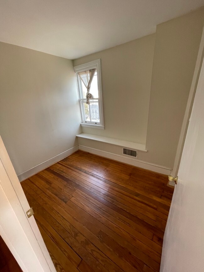 Building Photo - 737 First Ave